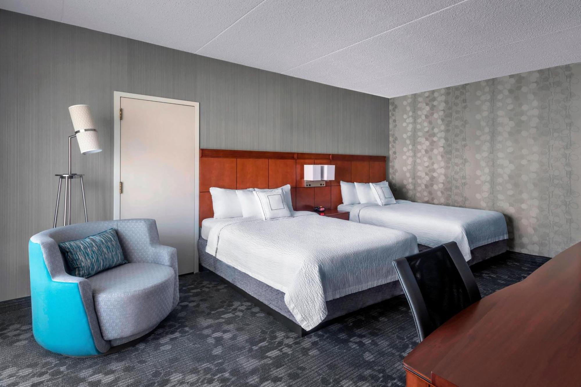 Courtyard Newark Liberty International Airport Hotel Ngoại thất bức ảnh